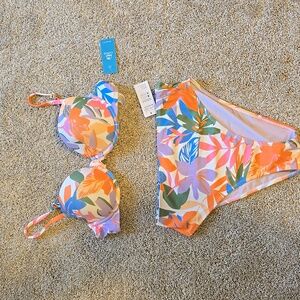 CUPSHE Scarlett Garden Push up Bikini top and Cheeky bottoms